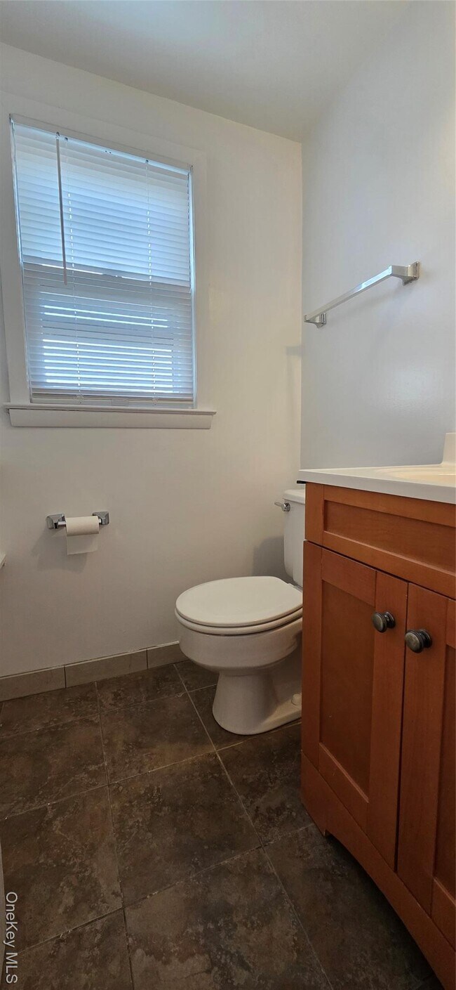 Building Photo - 20 Hamilton Ave