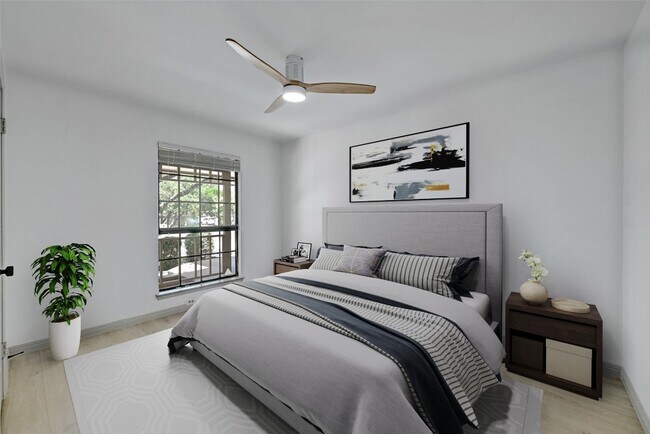 Building Photo - 6010 Salton Dr