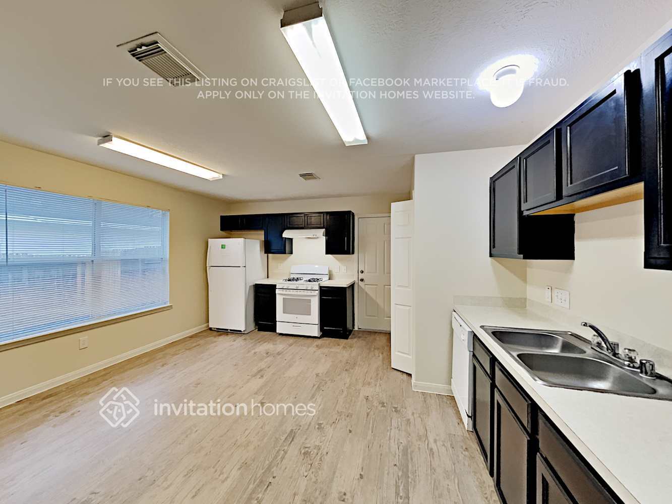 Building Photo - 6347 Austinville Dr