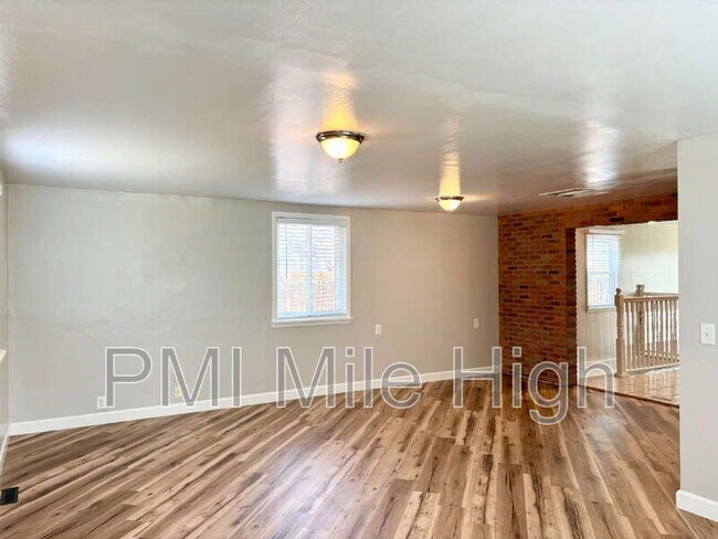 Building Photo - 7221 Canosa Ct