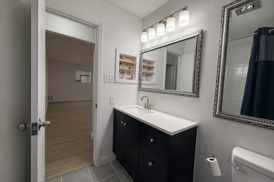 Building Photo - 3417 Harvest Dr