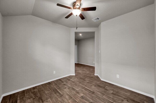 Building Photo - 11331 Dawn Beach Ln