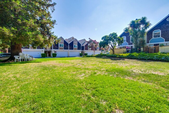 Building Photo - Updated 3-bedroom Home in San Jose!