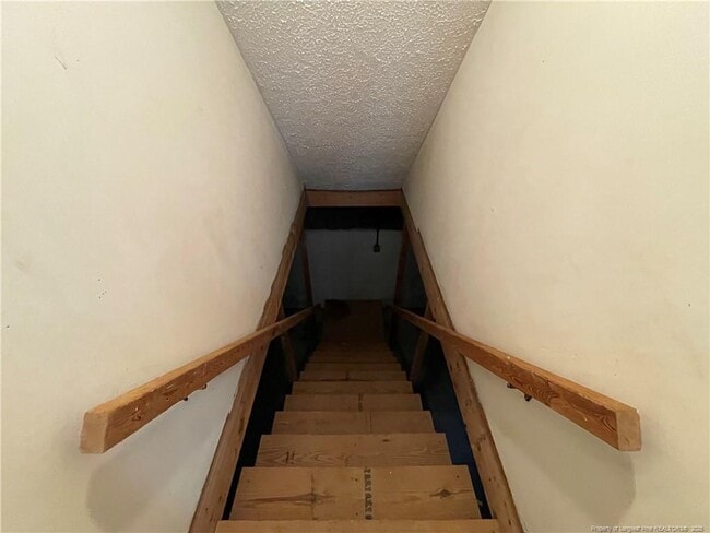 Building Photo - 4219 Arbutus Dr