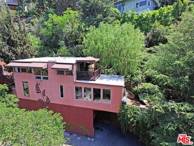 Primary Photo - 8296 Gould Ave