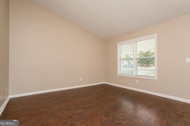 Building Photo - 141 Montego Cir