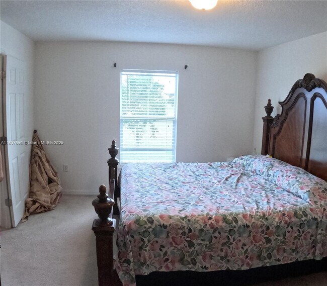 Building Photo - 30894 Water Lily Dr