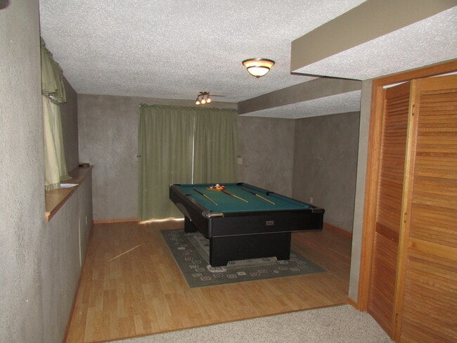 Building Photo - 3 BED | 3 BATH | DOUBLE GARAGE | SOUTH