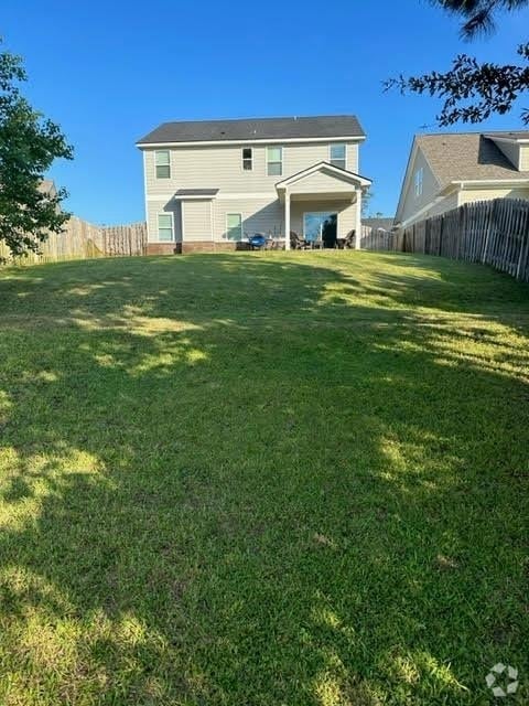 Building Photo - 8820 Sullivans Dr