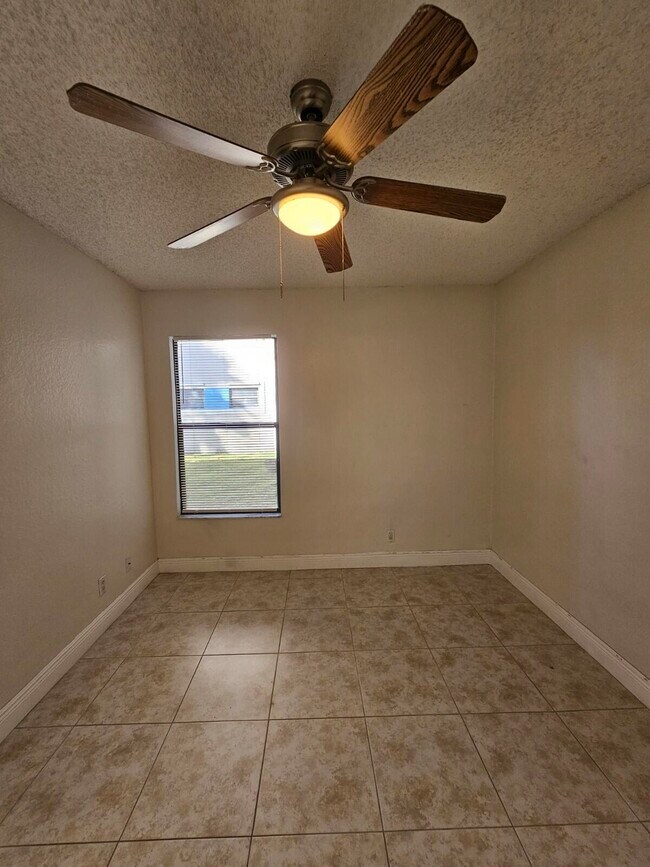 Building Photo - 1760 Windorah Way