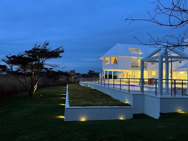 Building Photo - 64 West End Rd