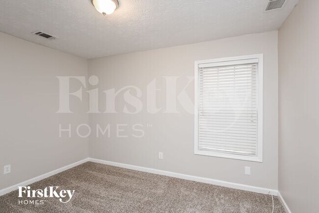 Building Photo - 727 Melrose Trce NE