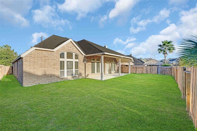 Building Photo - 28011 Hallimore Dr