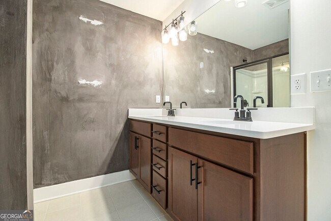 Building Photo - 2249 Mulsanne Dr