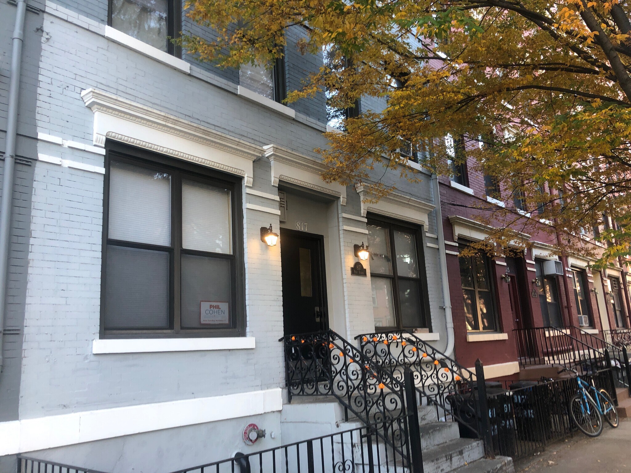 Building Photo - 817 Park Ave