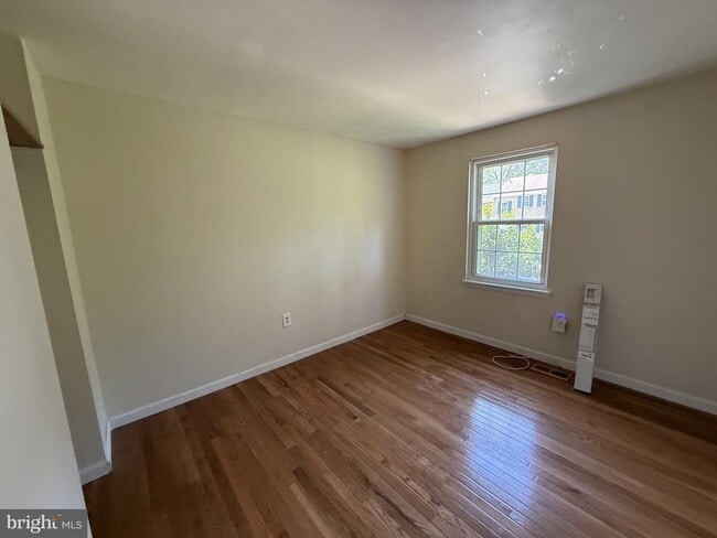 Building Photo - 9622 Lindenbrook St