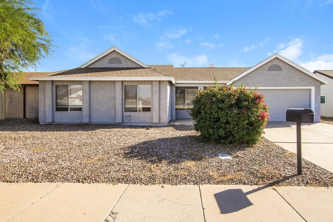 Building Photo - 20631 N 22nd Ave