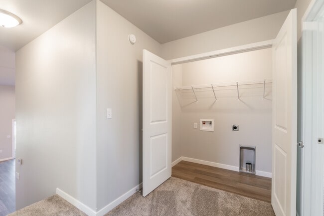 Building Photo - 3633 33rd St S