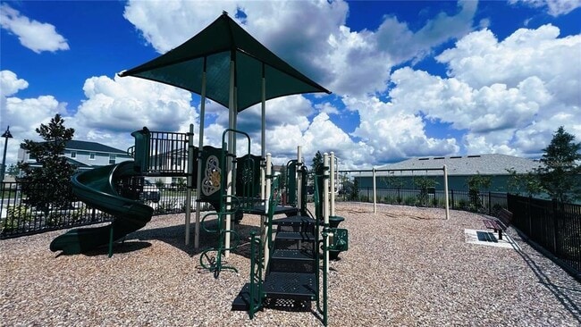 Building Photo - 5527 Tranquila Ln