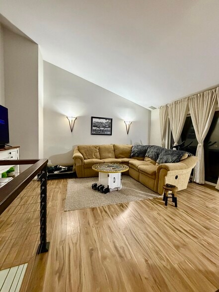 Building Photo - 26179 Westview