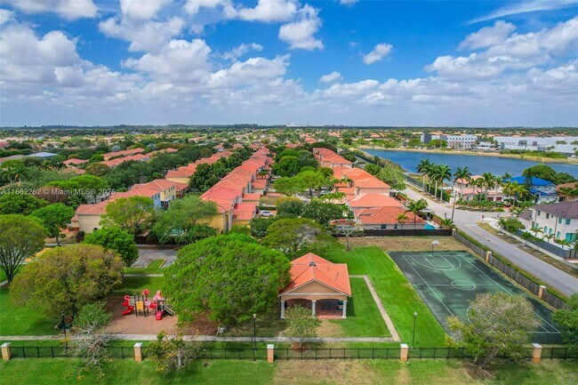 Building Photo - 15825 SW 60th Terrace