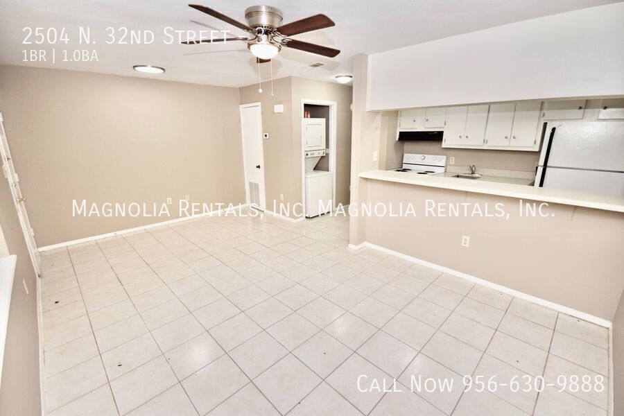 Building Photo - 2504 N 32nd St