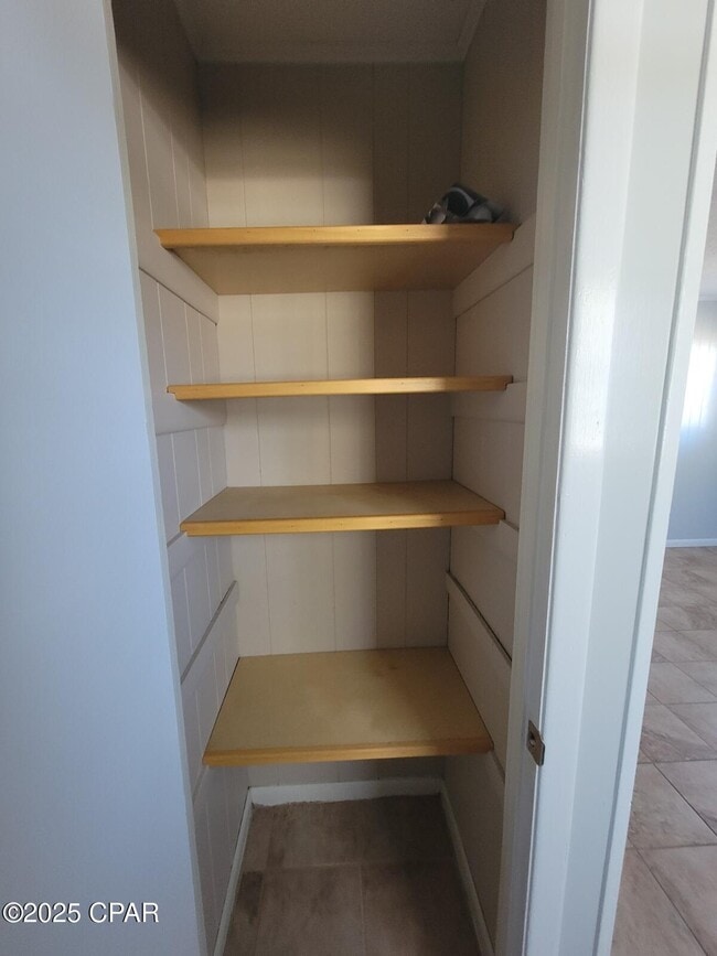 Building Photo - 6529 Chipewa St