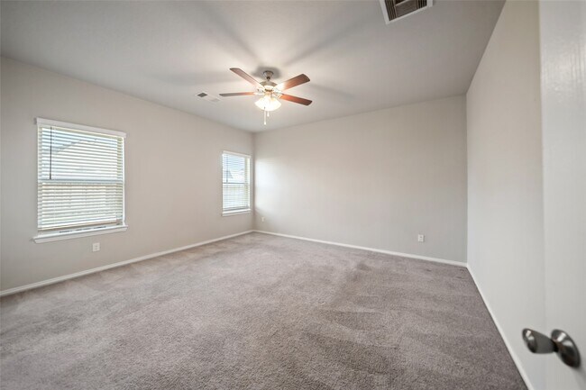 Building Photo - 8007 Grandstand Pkwy