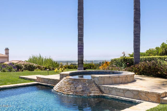 Building Photo - 20 Via Terrasol