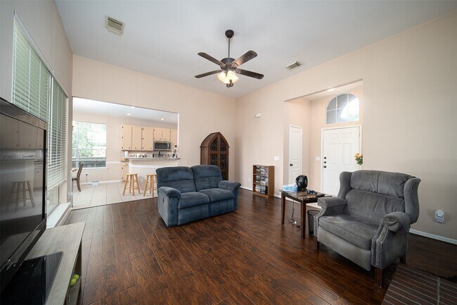 Building Photo - 11 Painted Canyon Pl