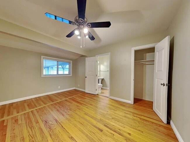 Building Photo - 4533 Albury Ave