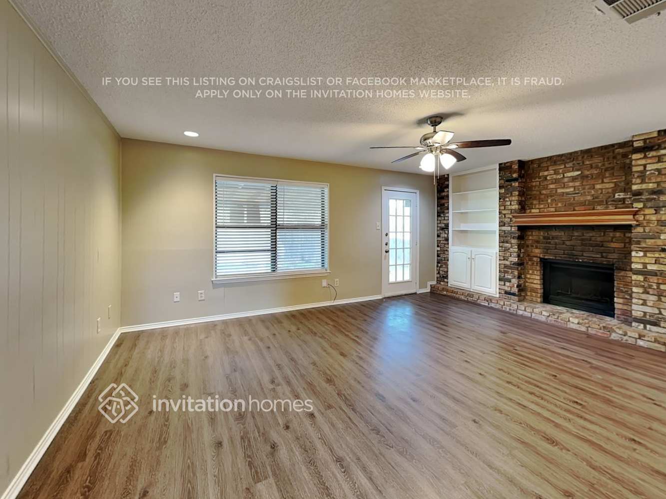 Building Photo - 1517 Woodvale Dr