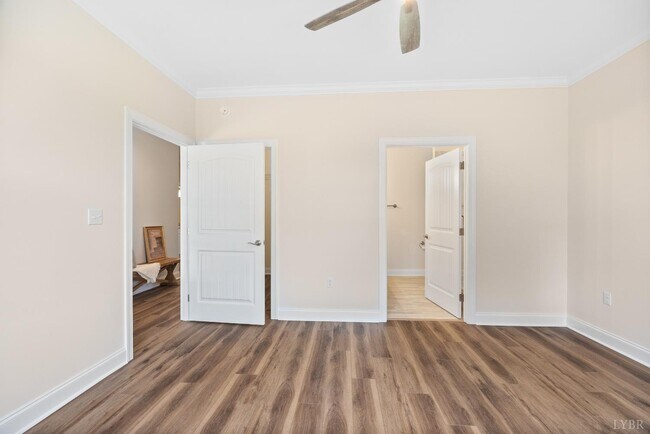 Building Photo - 157 Villa Oak Cir