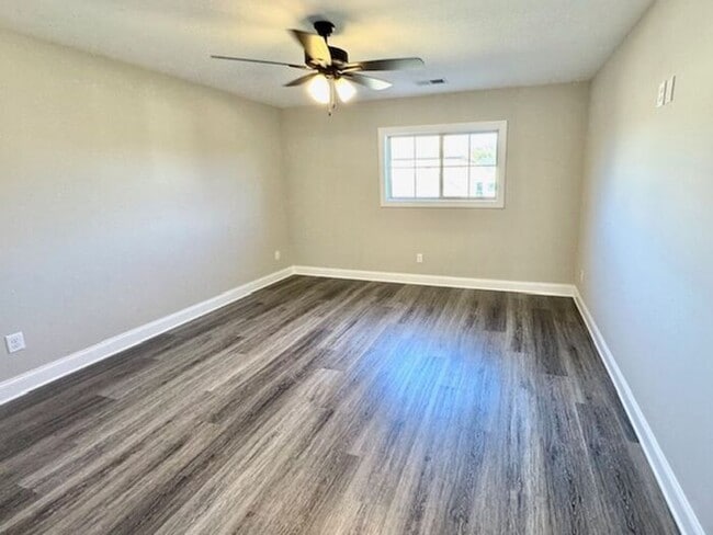 Building Photo - Unique 7 Modern Brand New 5BR home in Stonebriar available for Rental!!