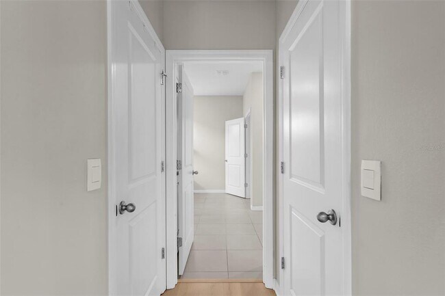 Building Photo - 3934 Lively Coral Pl