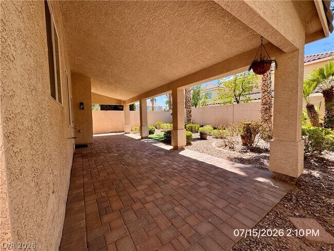 Building Photo - 10921 Calcedonian St