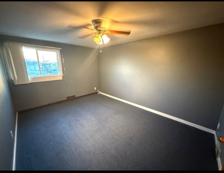 Building Photo - 91 Bloomfield Ave