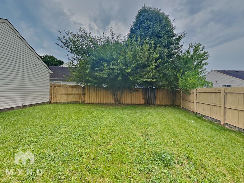 Building Photo - 5126 Sandy Forge Dr