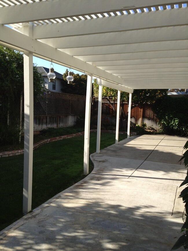 Building Photo - 4331 Montmorency Ct