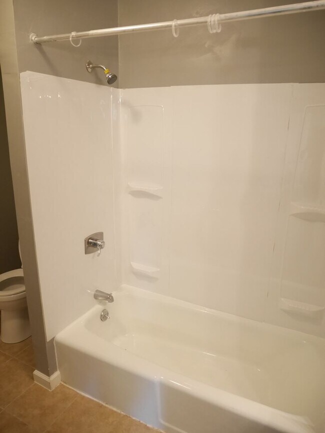 Building Photo - 1154SUA