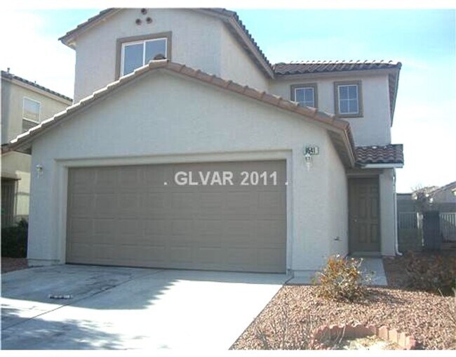 Primary Photo - Spacious and Open Floor Plan. 3 Bedroom 2....