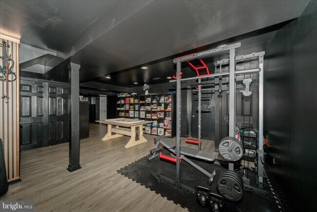 Building Photo - 3105 Glissade Ct