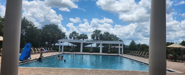 Community Pool - 6739 Bluff Meadow Ct