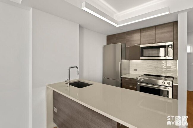 Building Photo - 0 bedroom in BROOKLYN NY 11201