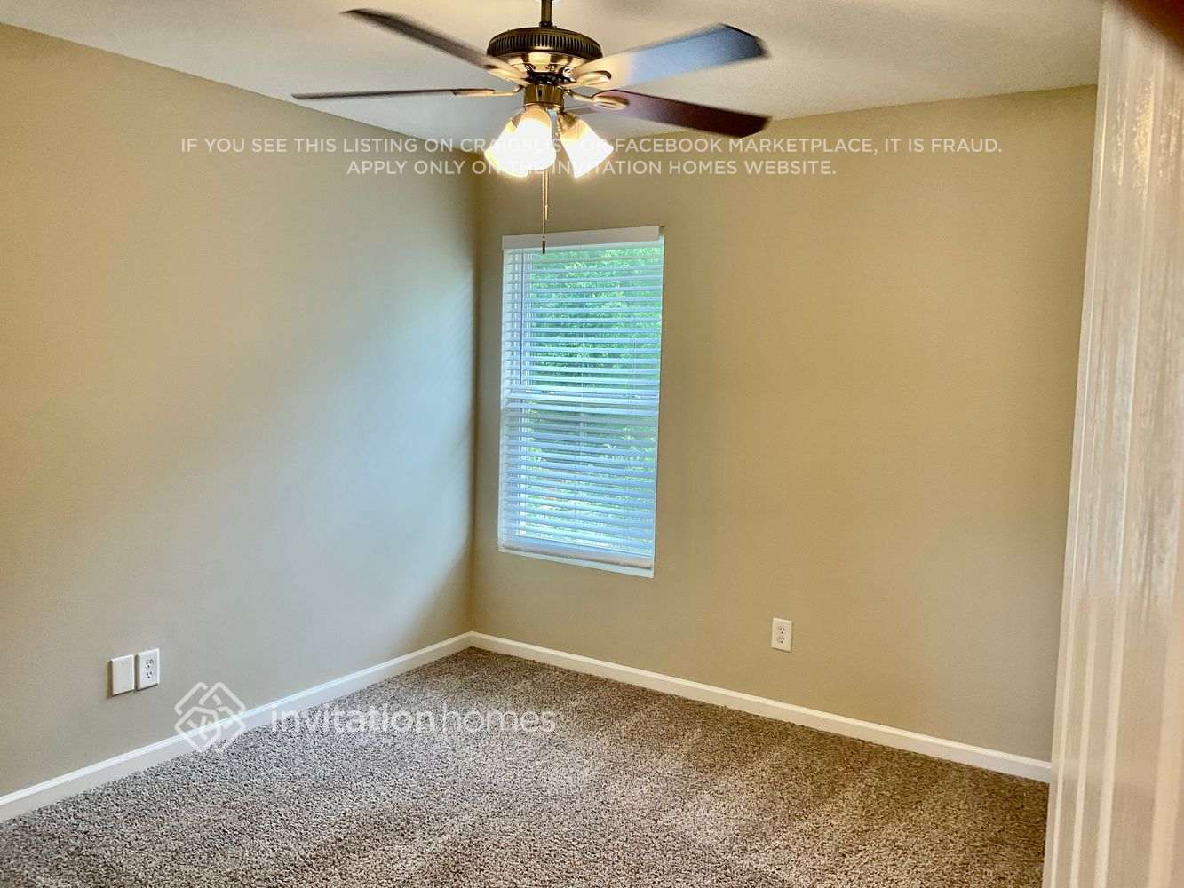 Building Photo - 1009 Tiger Eye Ave