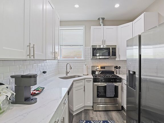 Building Photo - 1111 Bonnie Brae Pl