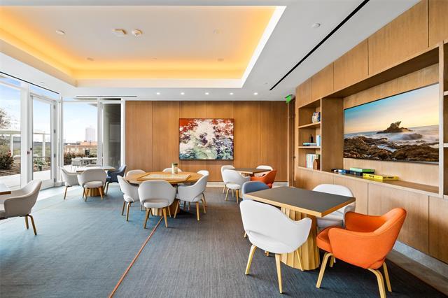 Building Photo - 1747 Leonard St