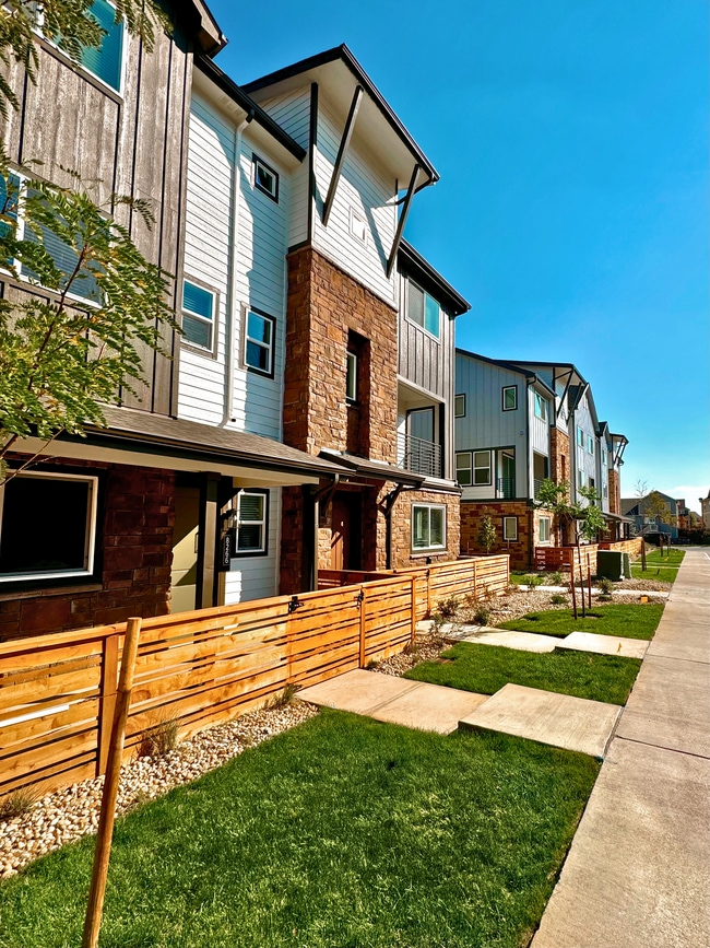 Interior Photo - BB Living Trails Edge