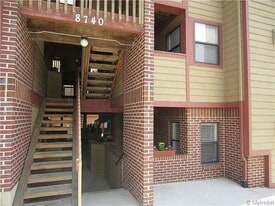 Building Photo - 8740 Corona St