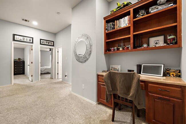 Building Photo - 2012 Foothills